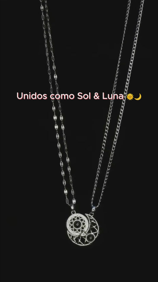 Collar Sol & Luna – Proyección “Te Amo” en 100 Idiomas (Set de 2)